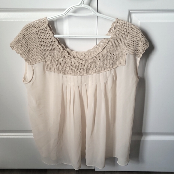 LC Lauren Conrad Tops - LC Lauren Conrad Blouse